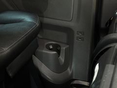 FORD Tourneo Custom Sport|8-Sitzer|Leder|AHK|SHZ|Navi