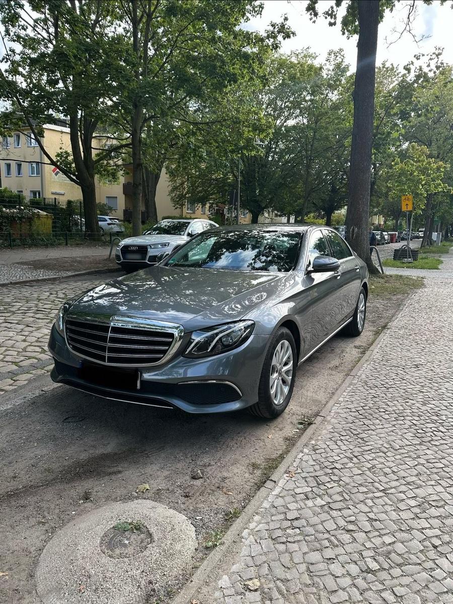 Mercedes-Benz E 200