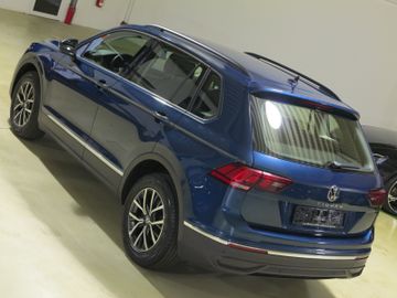 Volkswagen Tiguan - 10
