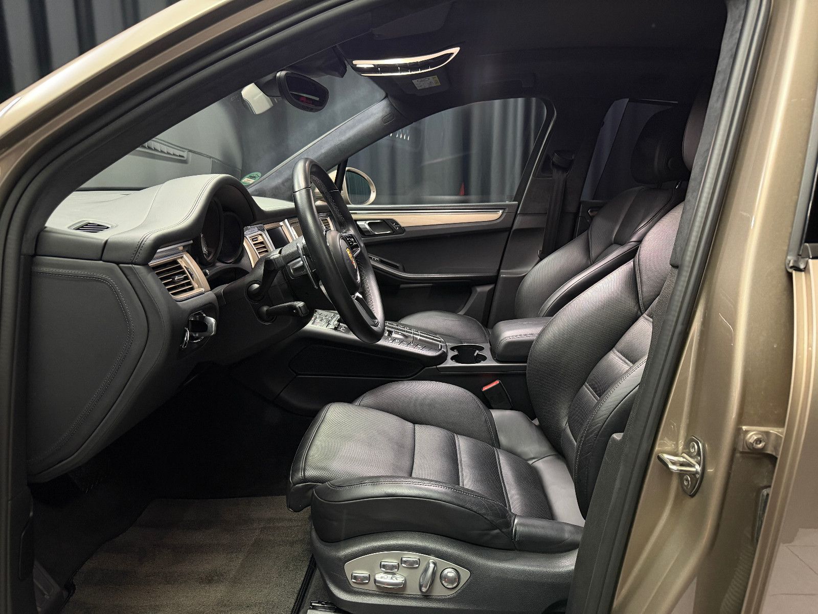 Fahrzeugabbildung Porsche Macan S Diesel |PANO|360°|LED|BOSE|VOLL