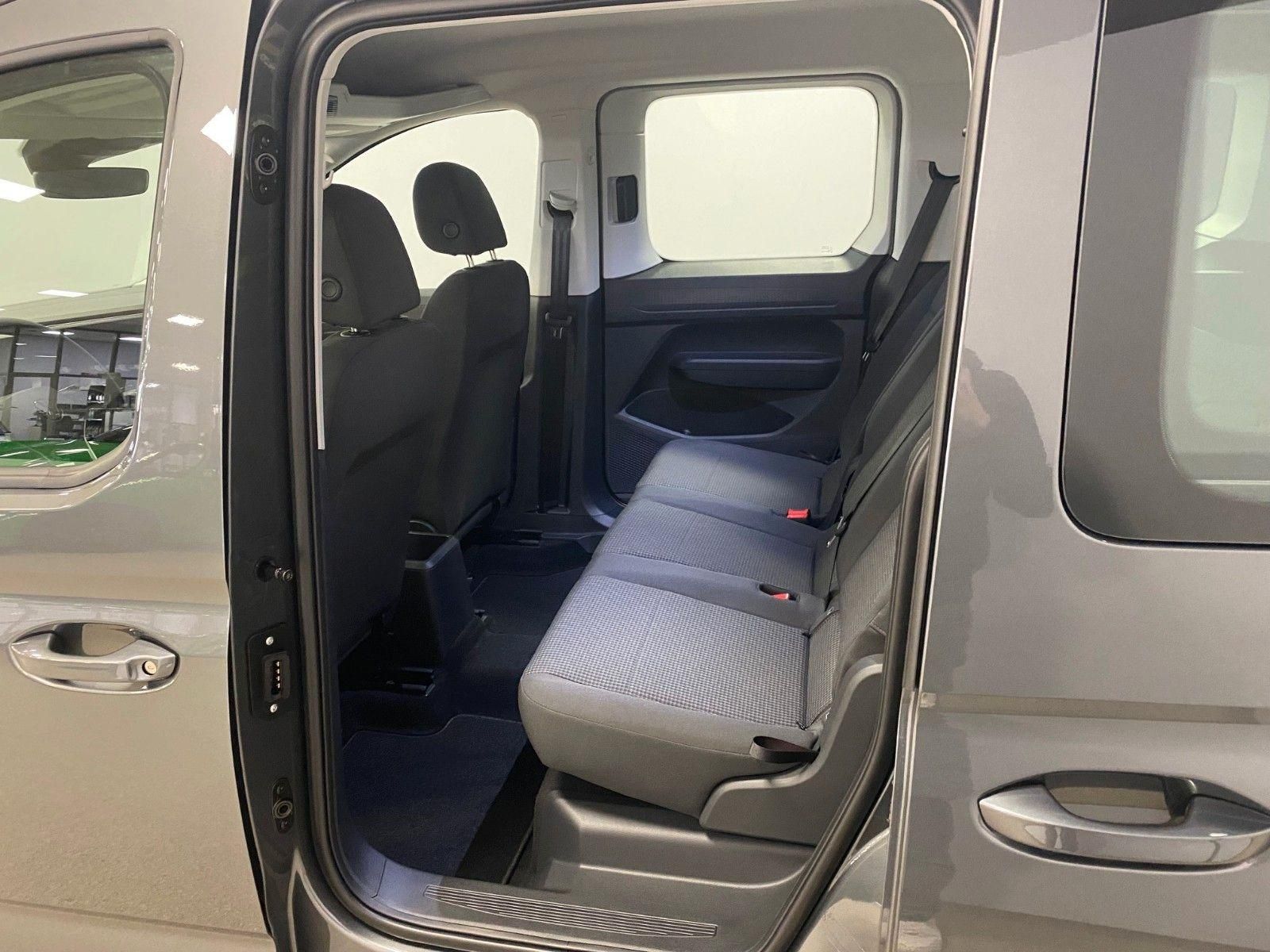 Fahrzeugabbildung Volkswagen Caddy 1.5 TSI Caddy+ACC+AHK+2x Schiebetür+1xHeck