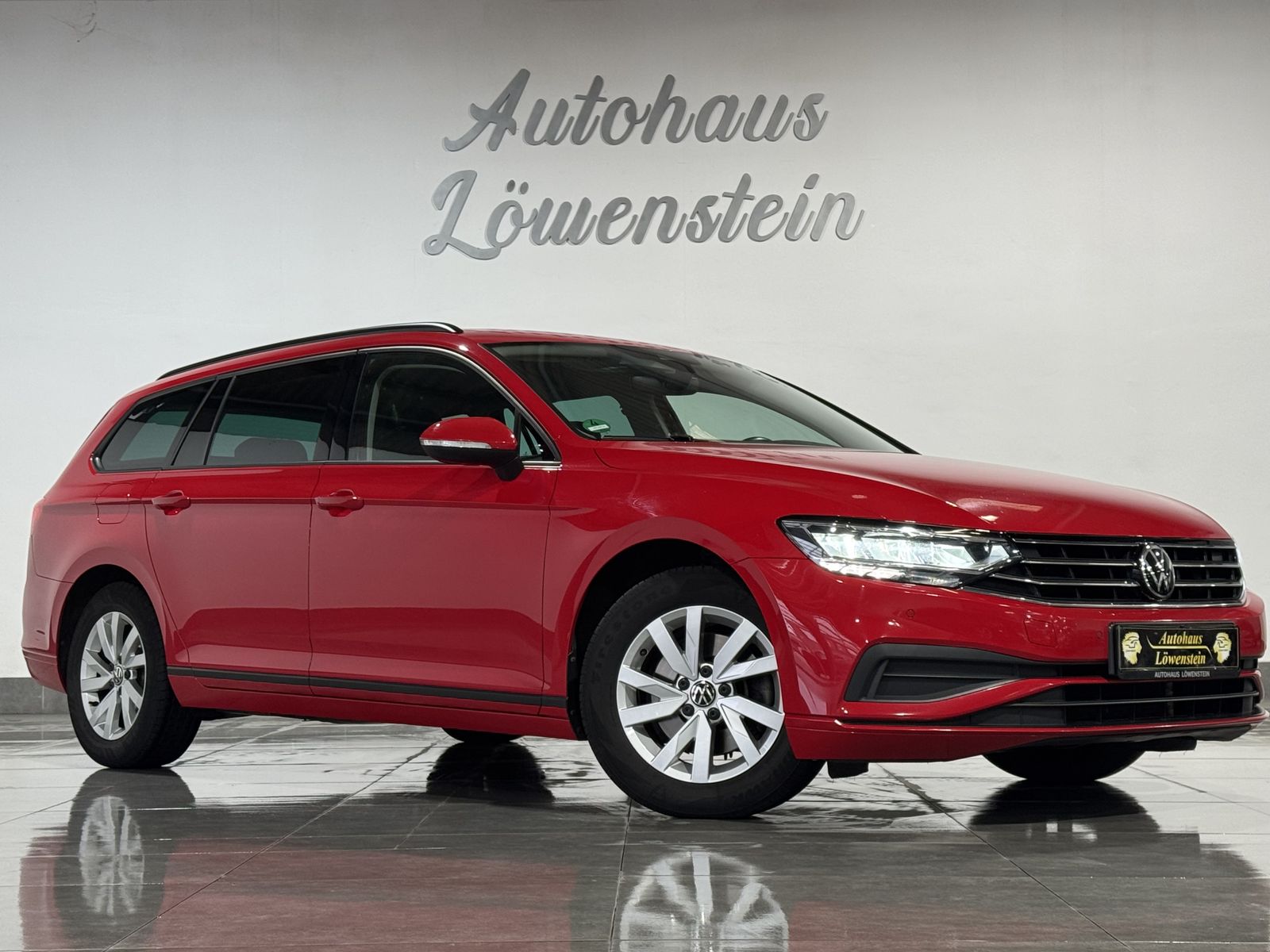 Volkswagen Volkswagen Passat Basis*2.HAND*S-HEFT*ACC*CARPLAY*