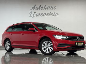 Volkswagen Passat - 1