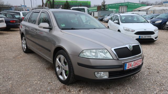 Skoda Octavia Combi Elegance 2.0 tdi - HU 1/27