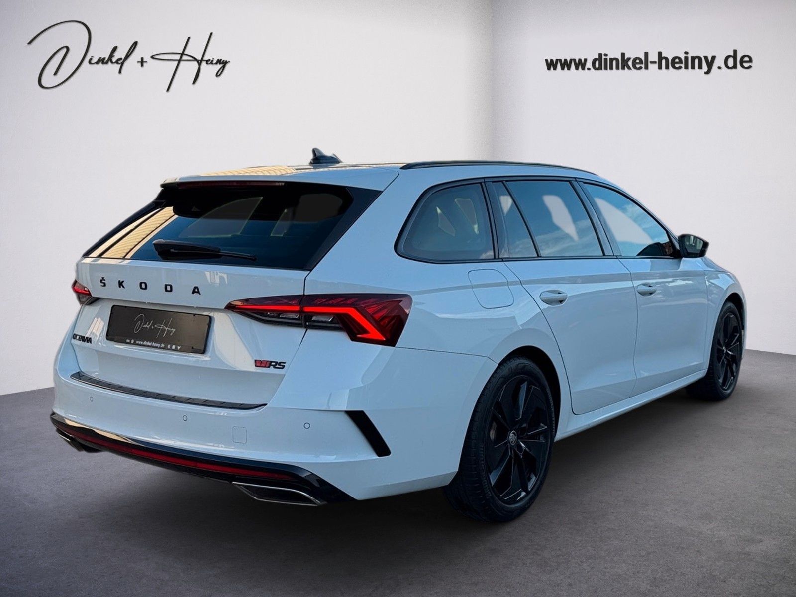 Fahrzeugabbildung SKODA Octavia Combi RS 2.0 TSI