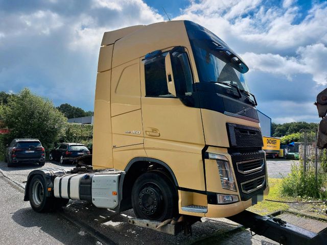 Volvo FH 460 Globetrotter -ENGINE BROKEN-Low-2 Tanks