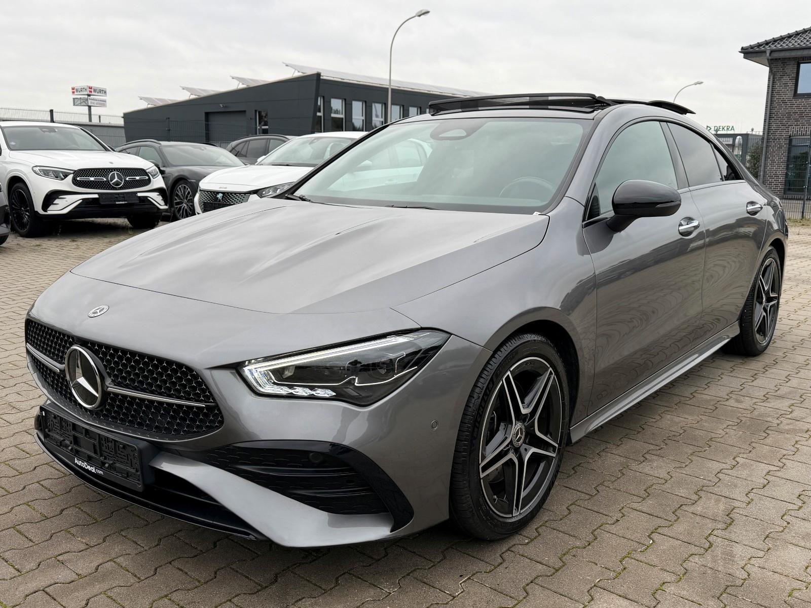 Mercedes-Benz CLA 200 AMG Line Panoramadach * ACC