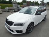 Skoda Octavia 2.0 TDI RS Combi AHK 19" Panoramadach