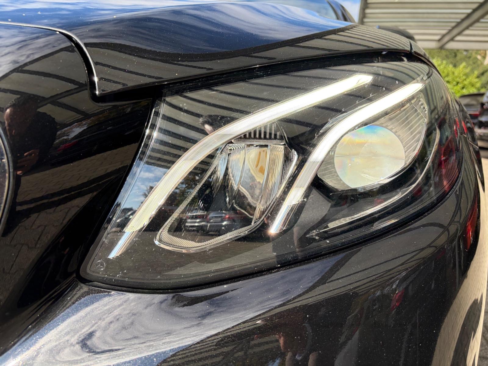 Mercedes-Benz E 300 d T 9G Avantgarde|NAVI|LED|KAM|AHK|Sport
