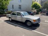 Mercedes-Benz Mercedes Benz 450SEL - Mercedes-Benz 450 in Stuttgart