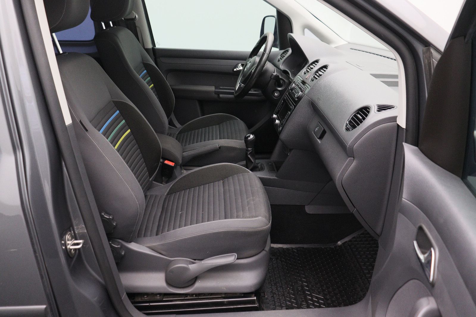 Fahrzeugabbildung Volkswagen Caddy 2.0 Kombi Soccer Trendline NAVI
