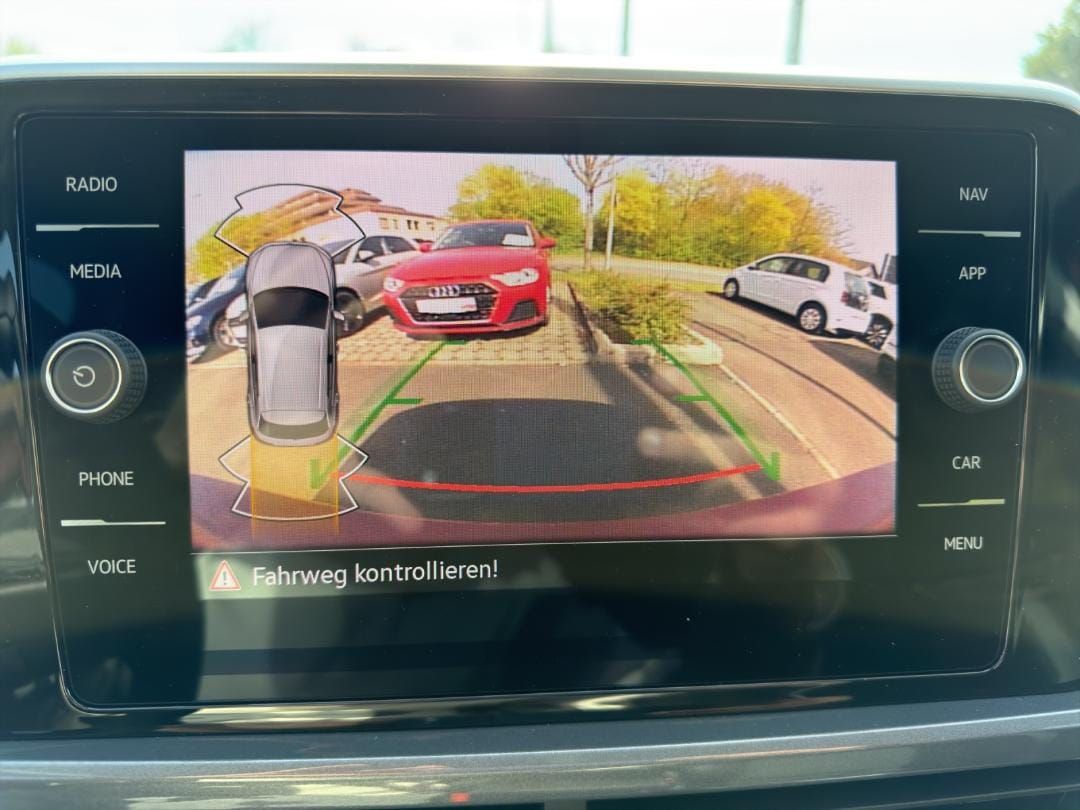 Fahrzeugabbildung Volkswagen T-Roc Style ,Easy-Open,AHK,GJR,RFK,uvm.