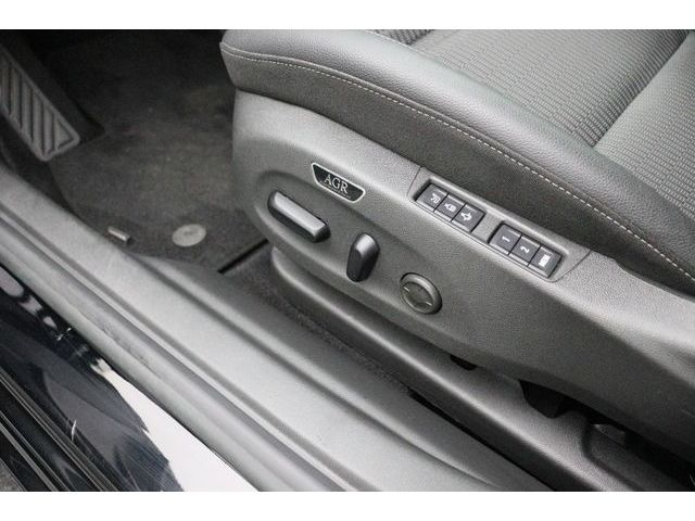 Fahrzeugabbildung Opel Insignia B Sports Tourer 2.0 Elegance LED ACC RK