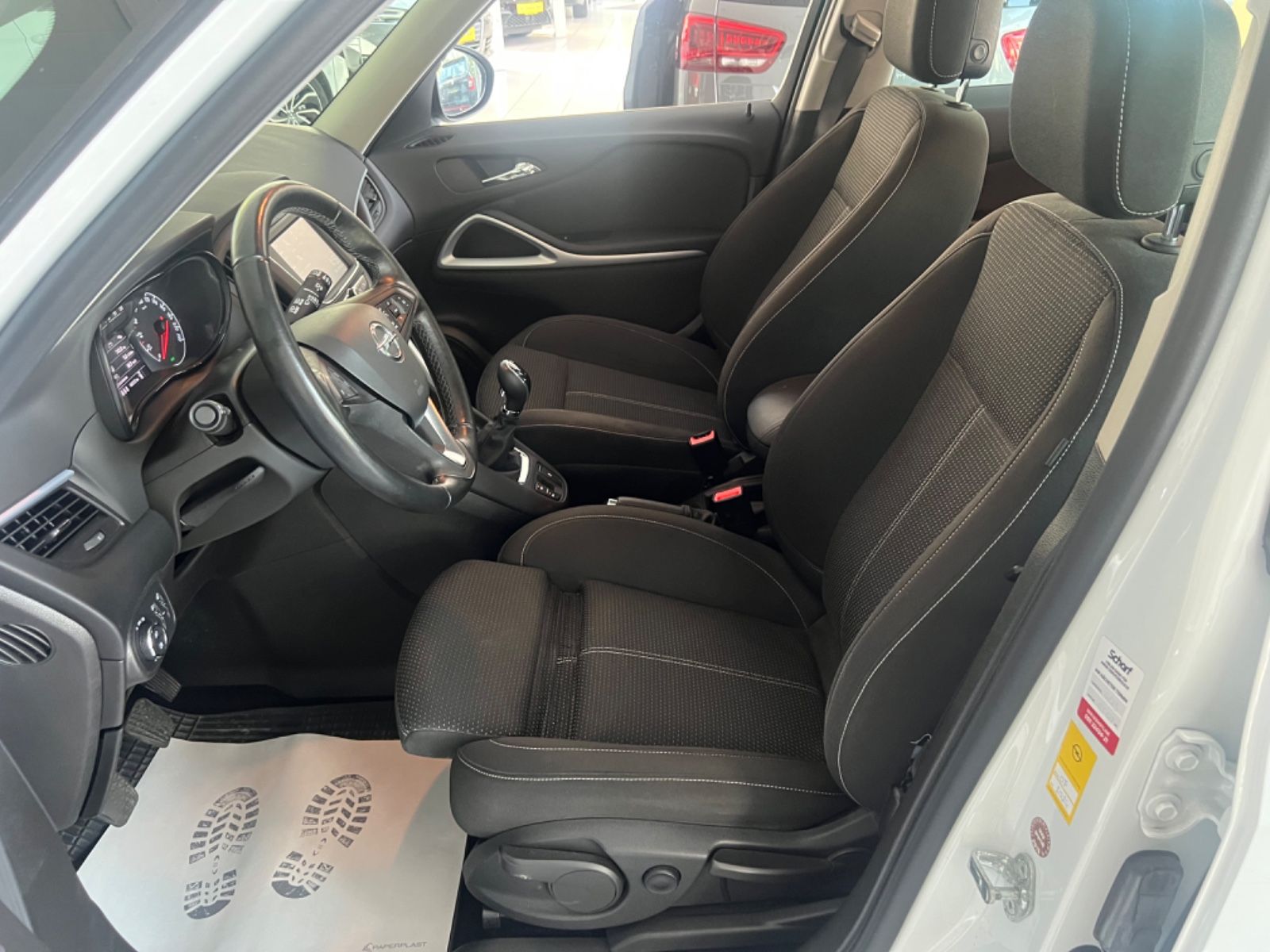 Fahrzeugabbildung Opel Zafira C Edition* Standheizung