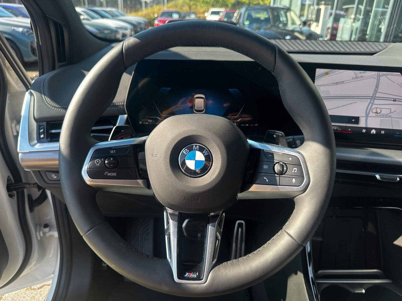 BMW 218 Active Tourer - Bild 12