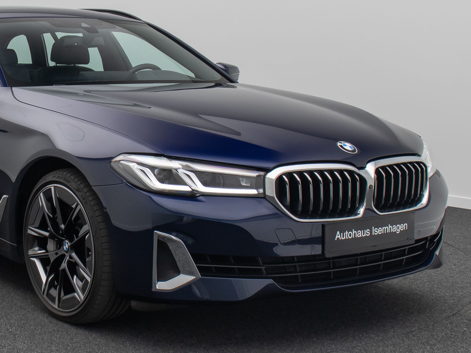 Fahrzeugabbildung BMW 540i xD Luxury Line 360° SoflCl DAB Panorama 20"