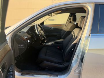 Mercedes E 250 - 12