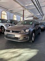Volkswagen Golf VII Lim. Cup BMT * TÜV & SERVICE NEU * - Cars in Tübingen