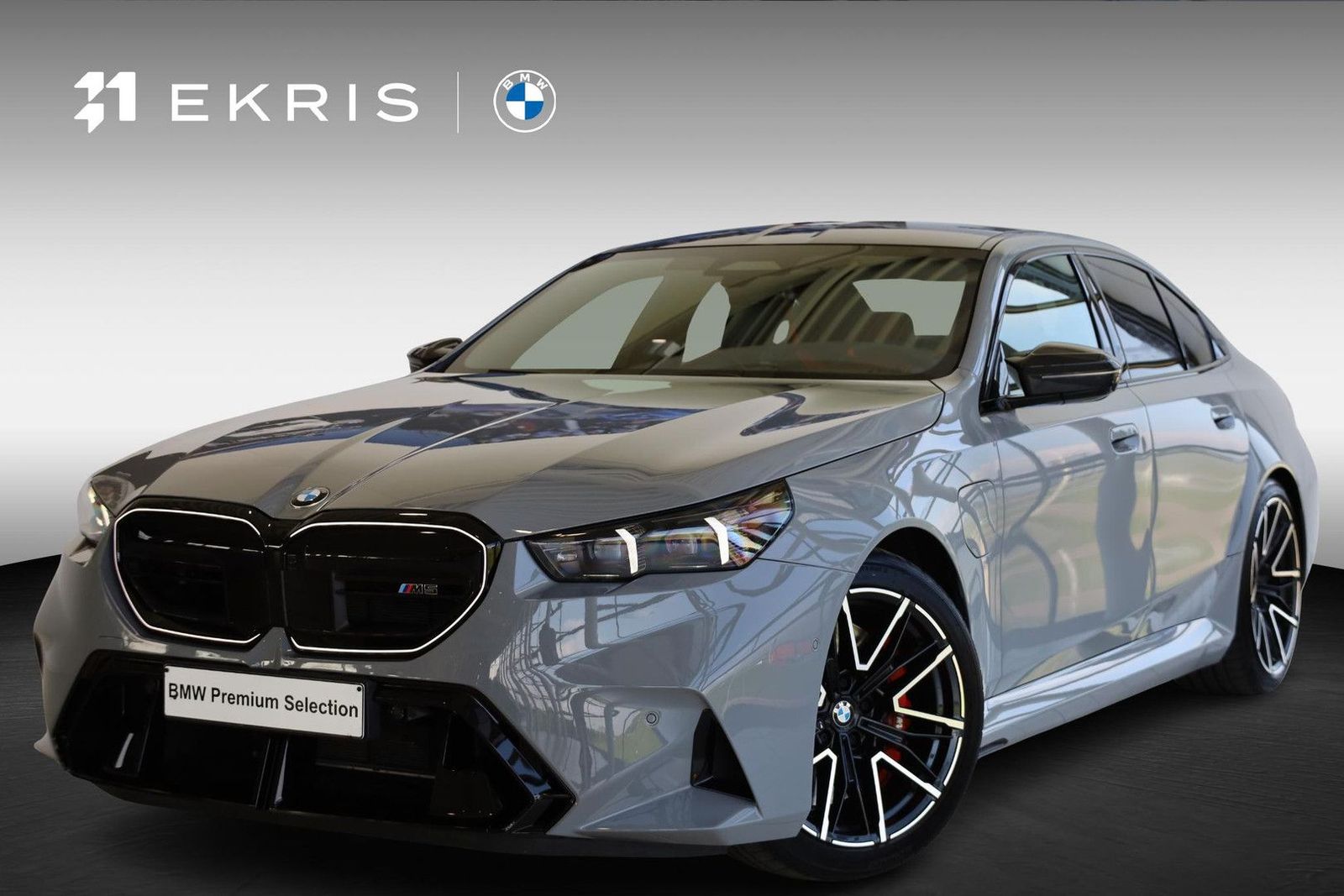 BMW M5 Sedan | Carbon Exterieurpakket | Driving + Pa