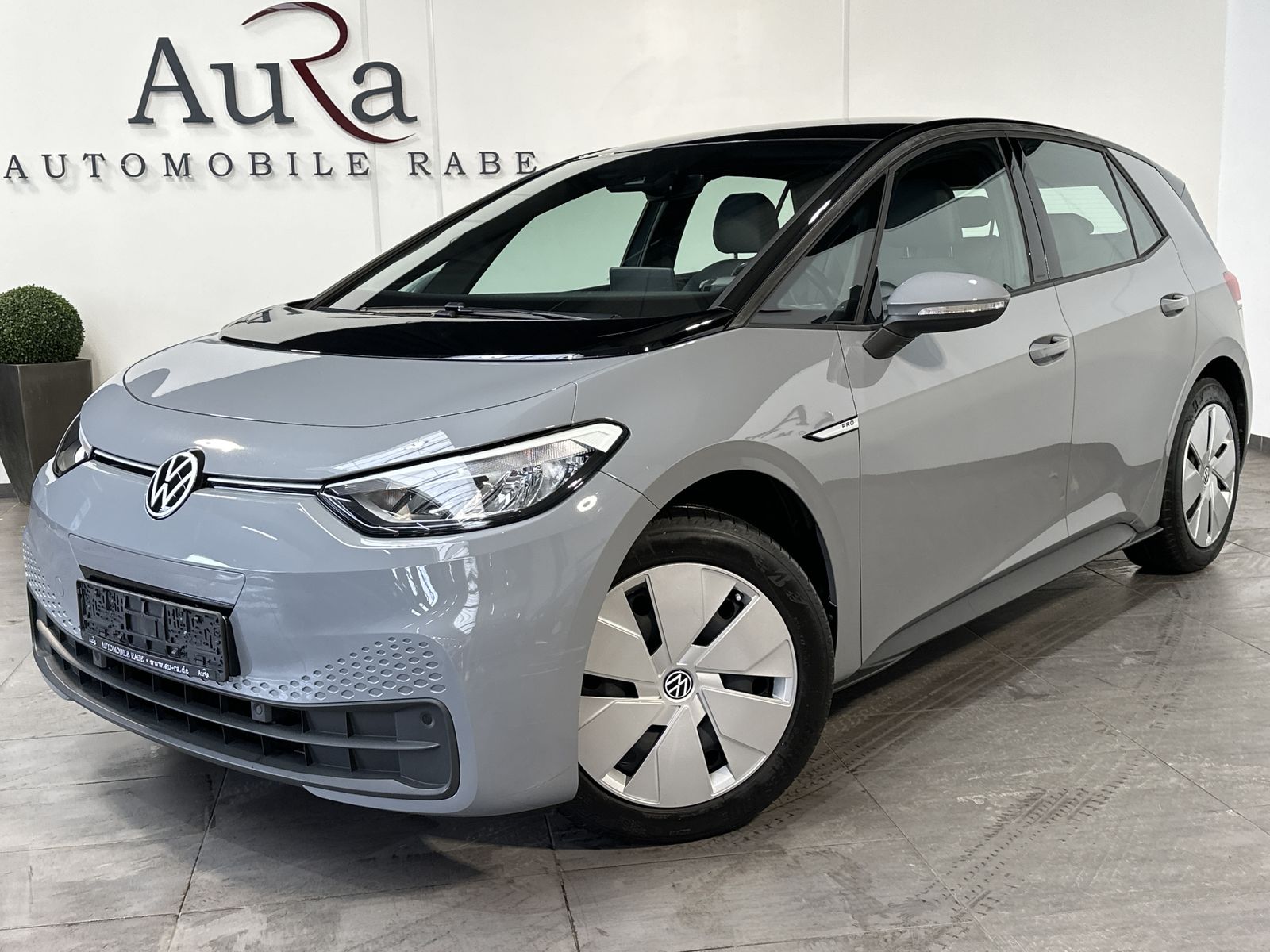 Fahrzeugabbildung Volkswagen ID.3 Pro Performance NAV+LED+CARPLAY+SHZ+18ZOLL