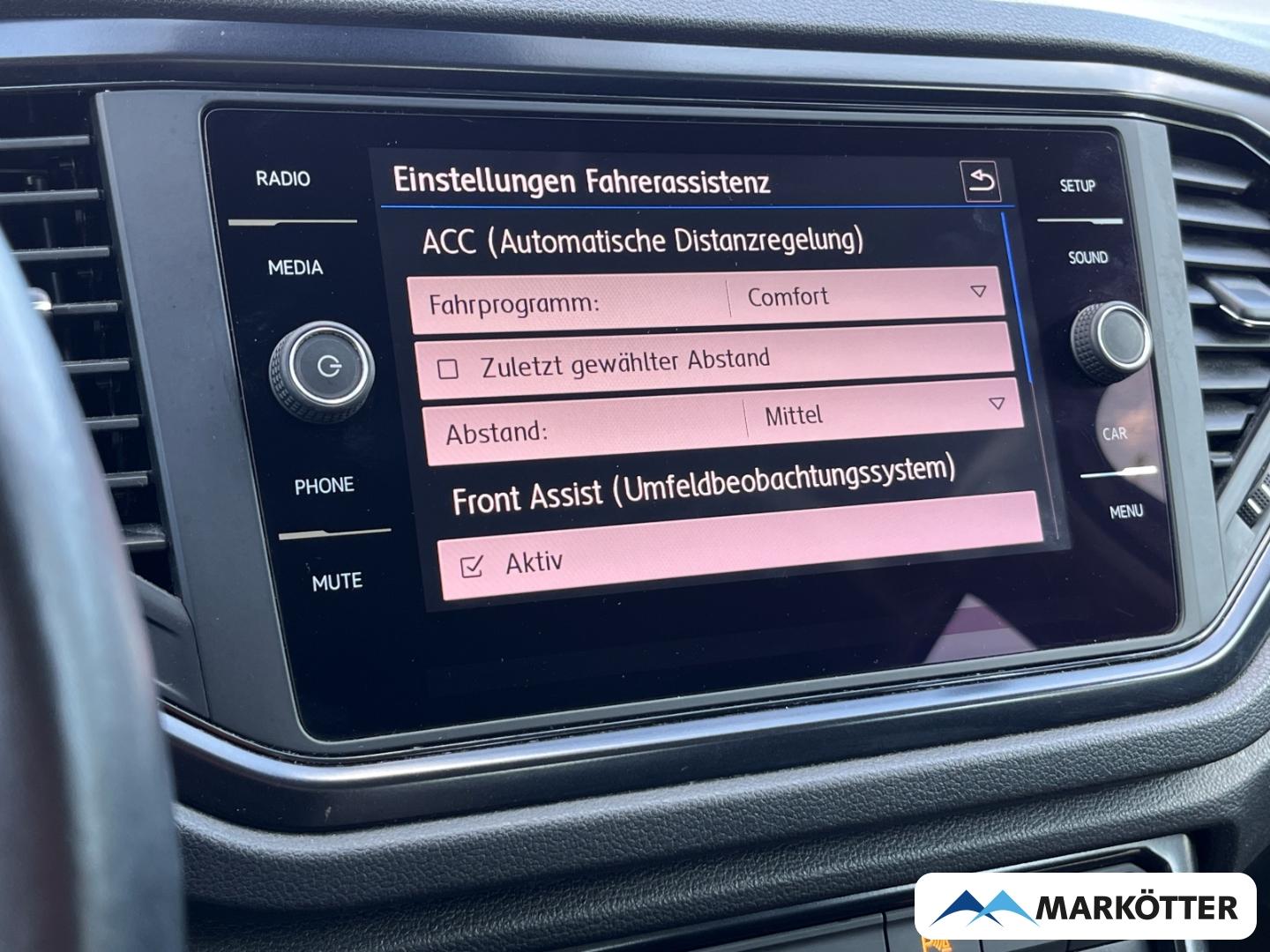 Volkswagen T-Roc 1.0 TSI ACC/AHK/NAVI/ALLWETTERREIFEN NEU