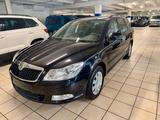 Skoda Octavia Combi 1.4 TSI Ambiente - Skoda Octavia aus 2010: Combi