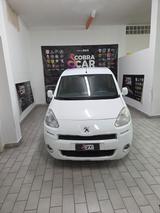 Peugeot Partner Tepee Mix 1.6 8V HDi 92 FAP Acti - Peugeot Partner Tepee aus 2013