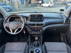 Fahrzeugabbildung Hyundai Tucson 1.6 CRDi *AHK*NAVI*KAMERA*LED*1.Hd.*