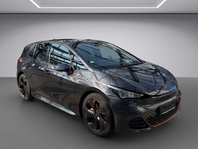 Born 150kW 62kWh