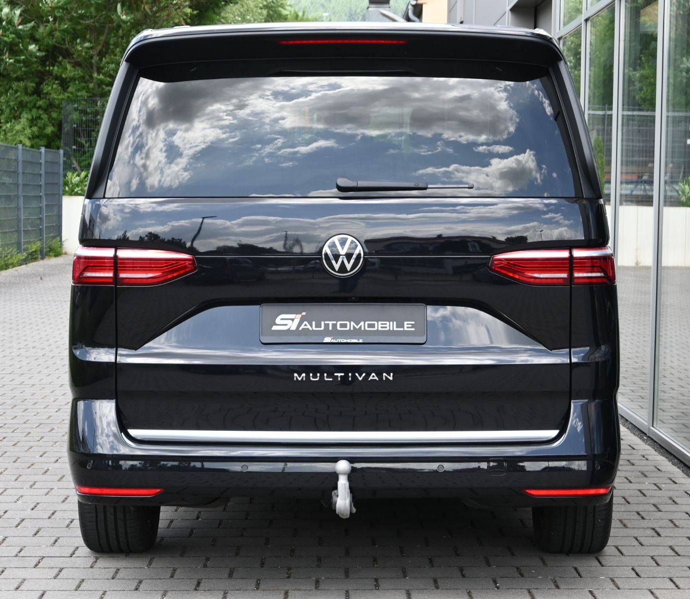 Fahrzeugabbildung Volkswagen T7 Multivan 2.0 TDI DSG Style Lang °UVP 82.348€°