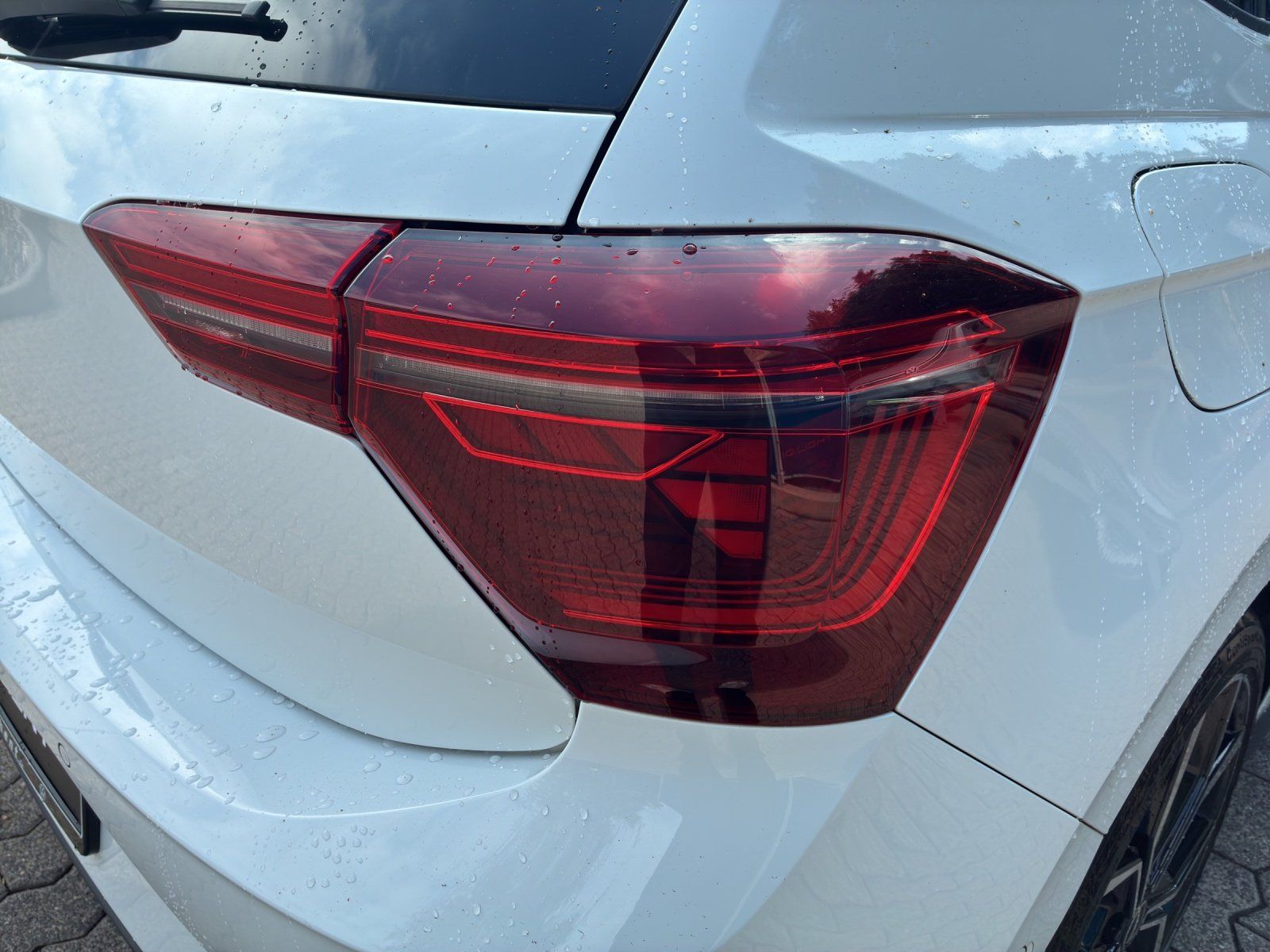 Fahrzeugabbildung Volkswagen Polo VI 2.0 TSI GTI Kamera,LED,Matrix,Navi,PDC