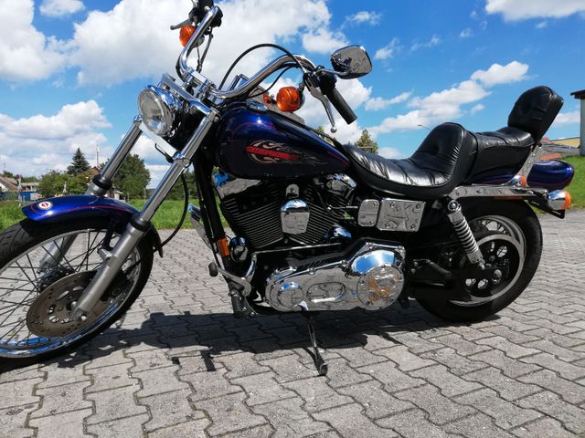 Harley-Davidson Dyna Wide Glide FXDWG aus 1. Hand