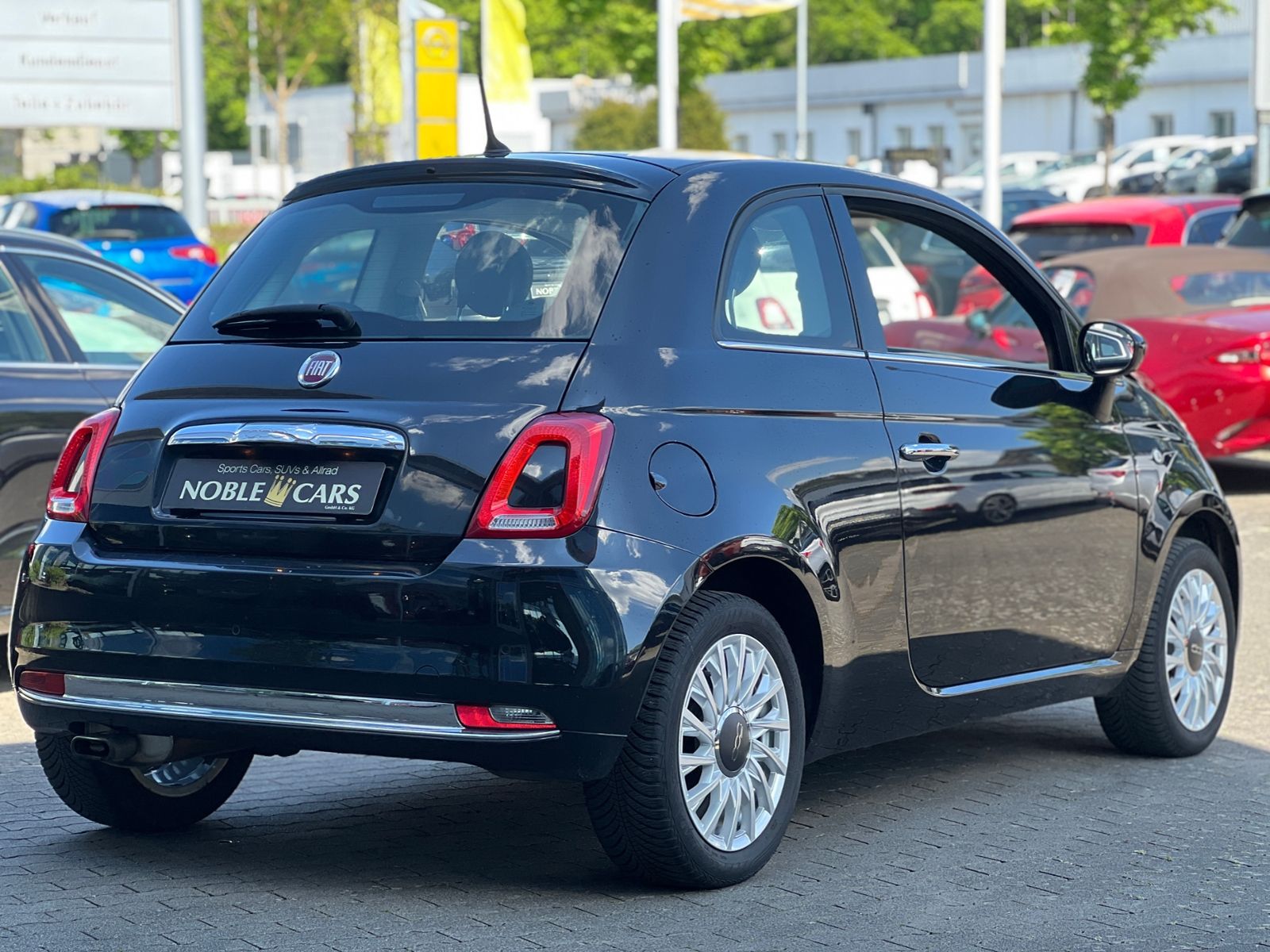 Fahrzeugabbildung Fiat 500 Lim. Lounge PANO KLIMA ALU TEMP