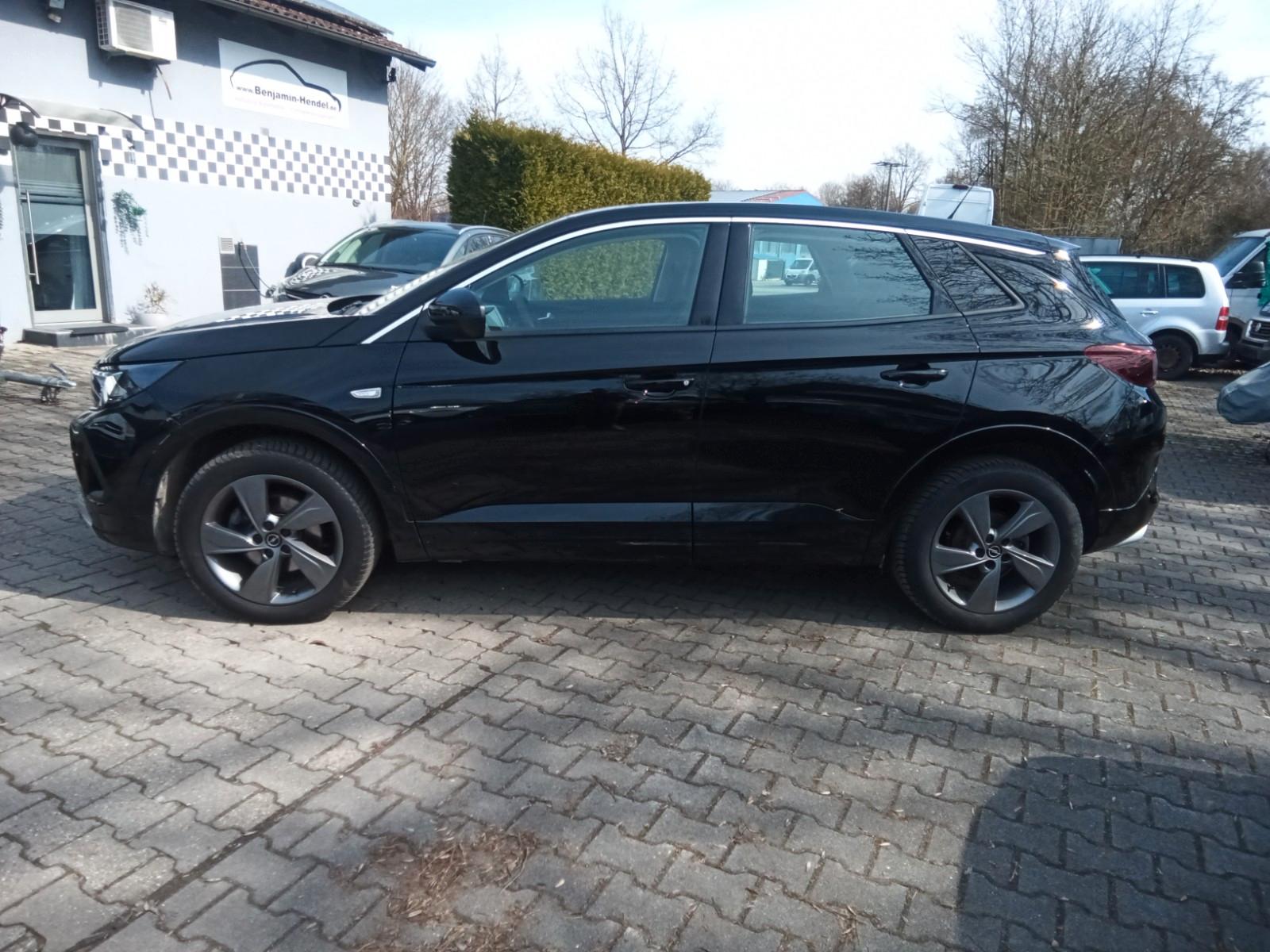 Opel Grandland (X)