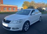 Skoda Octavia 1.8 TSI DSG Elegance - Skoda Octavia aus 2011: Elegance