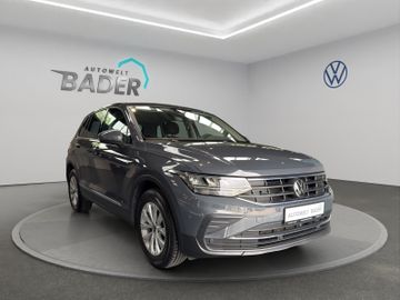 Volkswagen Tiguan - 8
