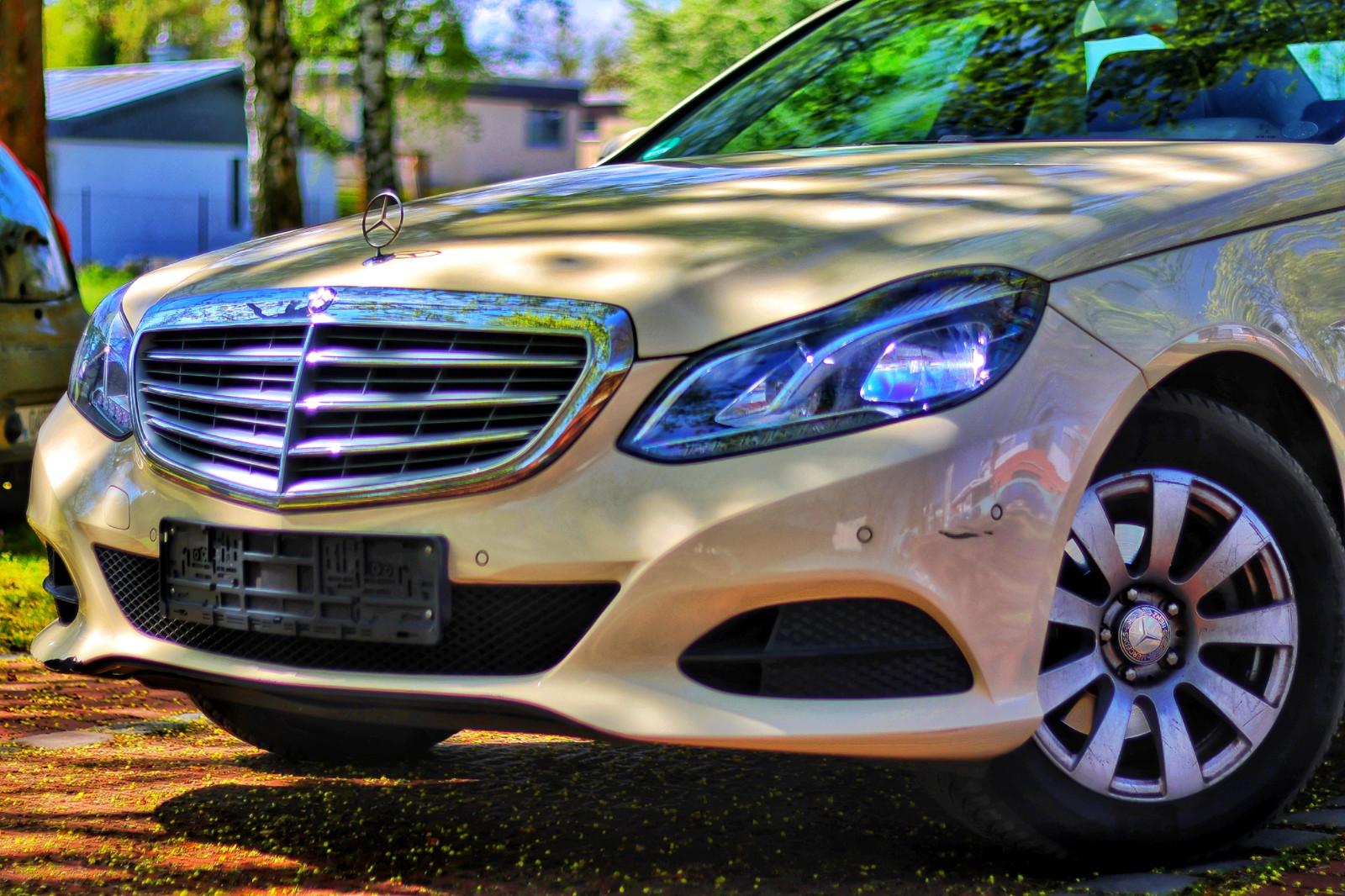 Mercedes-Benz E 200 E BlueTec*TÜV 10/2027*AUTOMATIK*LEDER*
