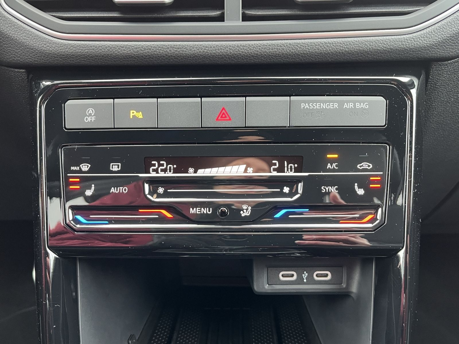 Volkswagen T-Cross - Bild 15