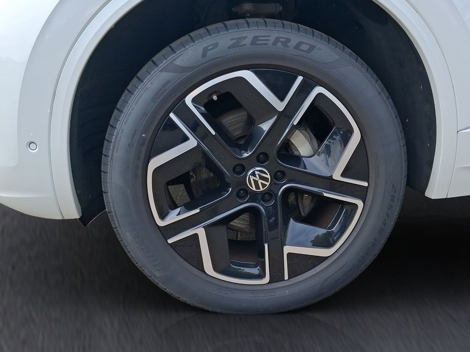 Volkswagen Touareg - Bild 17