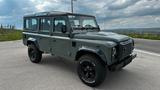 Land Rover Defender 110 SE Station Wagon Besser wie Neu - Land Rover Defender mit Diesel-Antrieb: Kombi