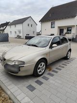 Alfa Romeo Fiat Alfa Romeo - Alfa Romeo 147 aus 2005