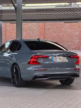Volvo S60 B5 AWD Ultimate Dark TÜV NEU - Volvo S60: Ultimate Dark