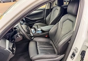 BMW 520 - 12