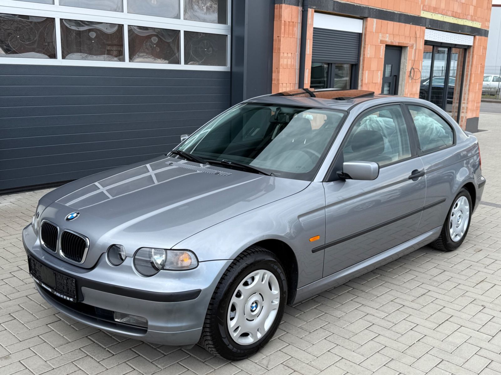 BMW BMW 316ti Compact Schiebedach Tüv 07.2027
