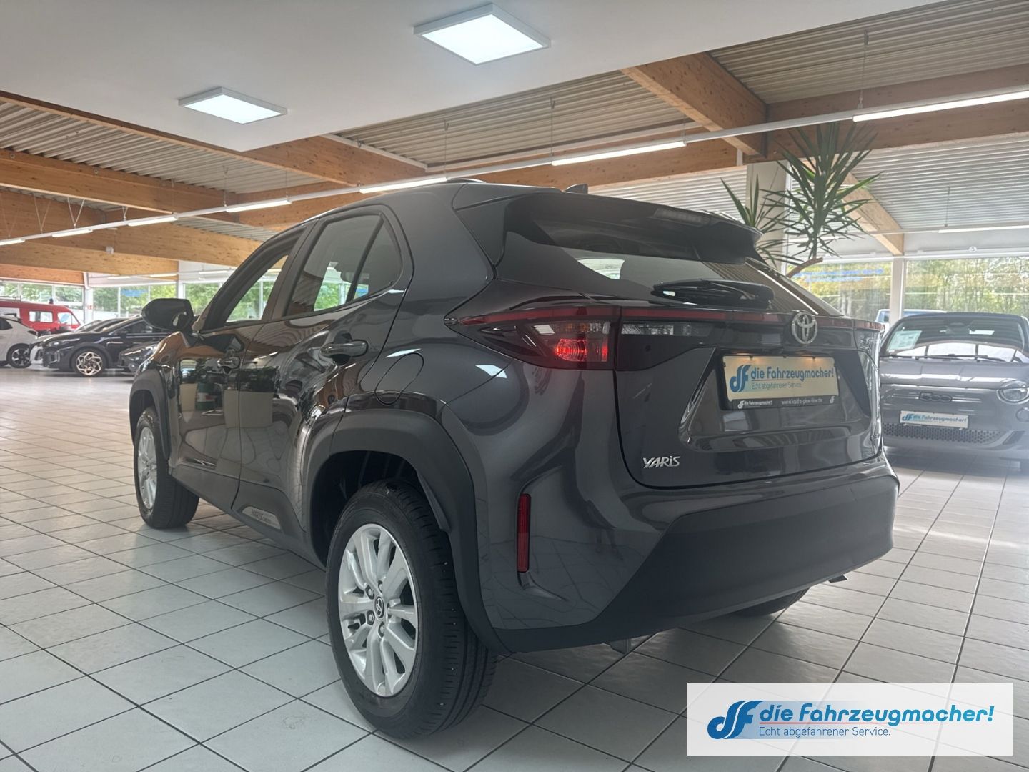 Fahrzeugabbildung Toyota Yaris Cross Hybrid FWD Comfort ACC DAB Spurhalte