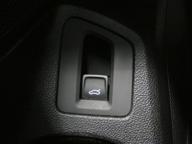 Passat Variant 1.5 TSI Business AHK ACC SHZ LED