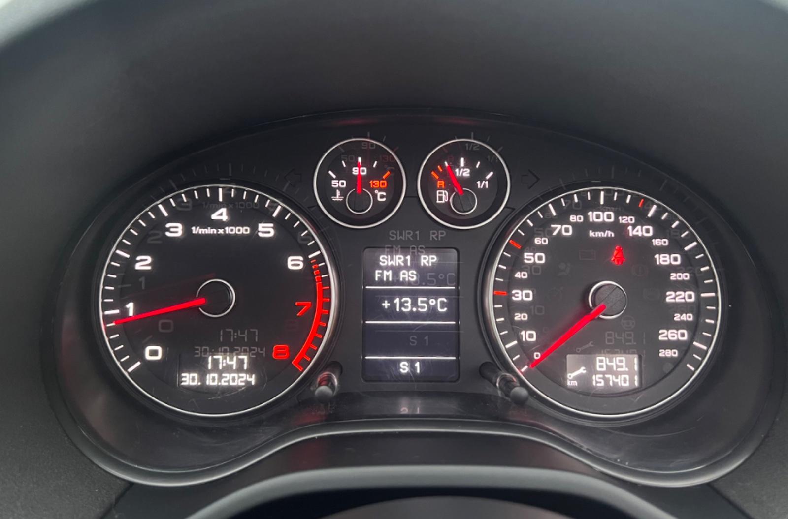 Audi A3 Cabriolet Attraction/Automatik/Leder/TÜV Neu