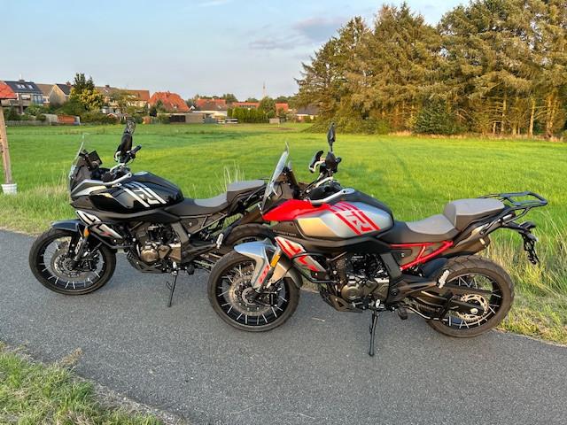 QJ Motor SRT 600 SX schwarz oder rot