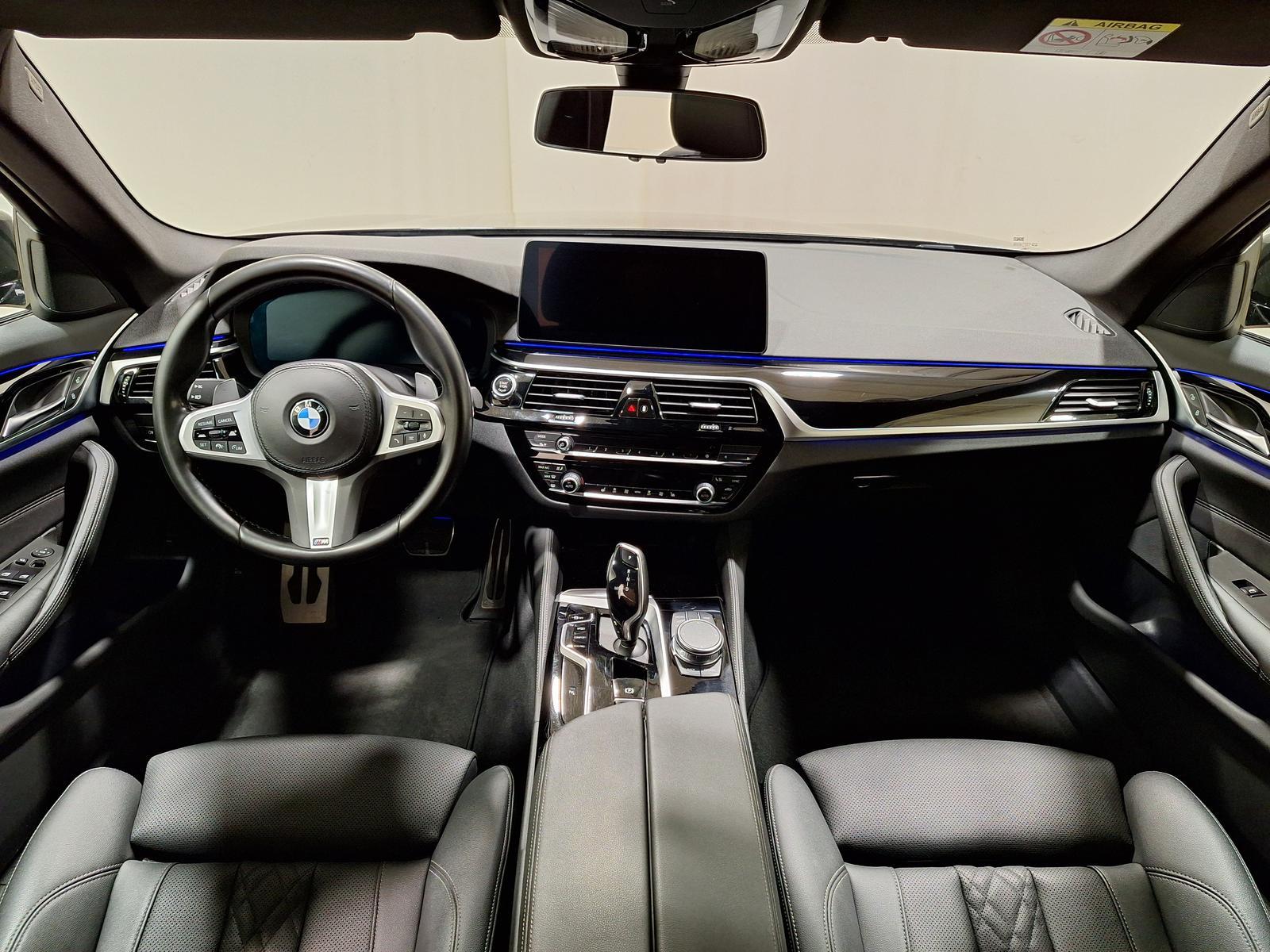 BMW 520d Touring M Sport xDrive Matrix|Vollleder|Sha