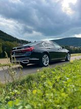 BMW 740d xDrive - - BMW 740: 740d Xdrive